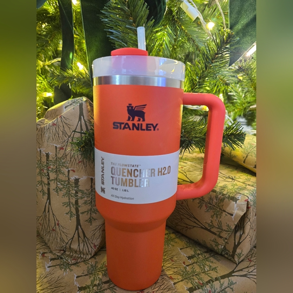Stanley Orange Quencher H2.0 Tumbler - Picture 7 of 7